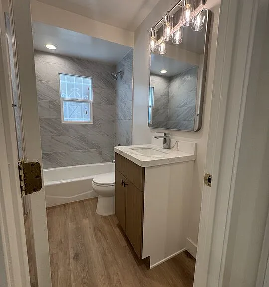 137 S Crescent Dr #1 — Photo 16