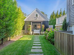 32 India St, Nantucket, MA 02554