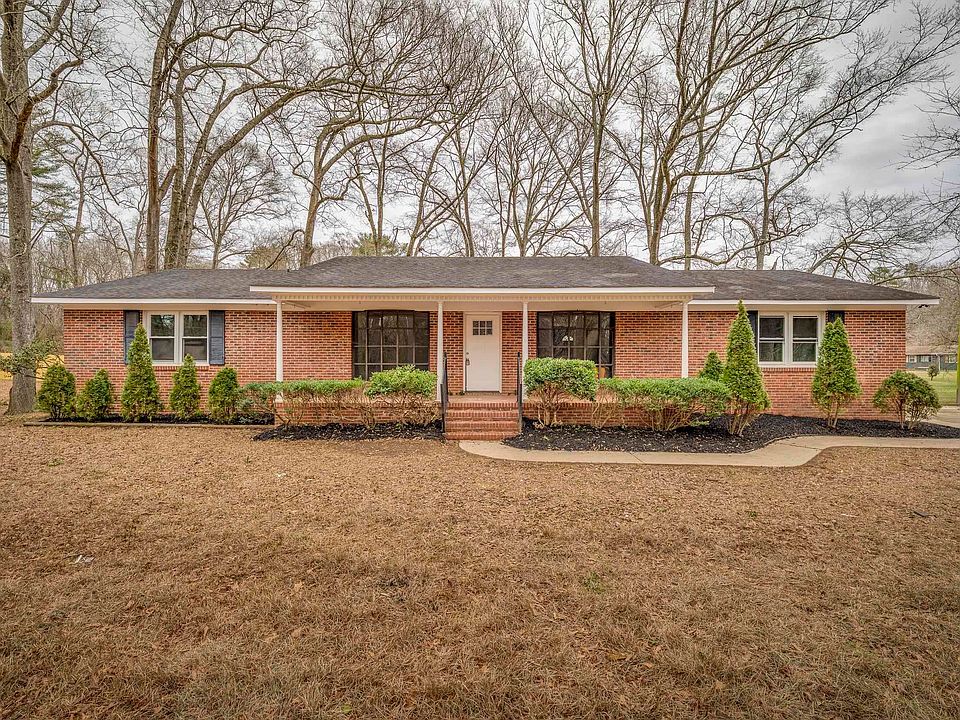 1st image of 17 Riverview Cir