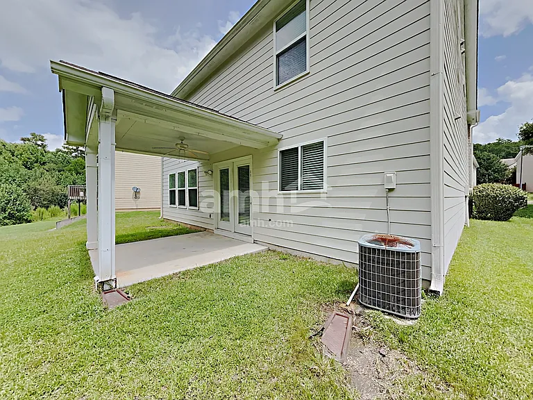 2641 Farmstead Ct — Photo 30