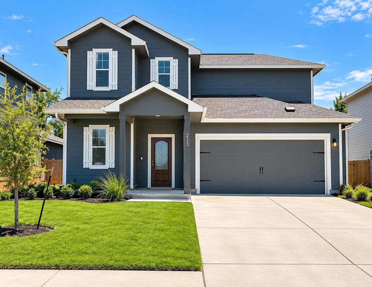 3 bed, 2.5 bath, 2184 sqft, $2,100 — Photo 1