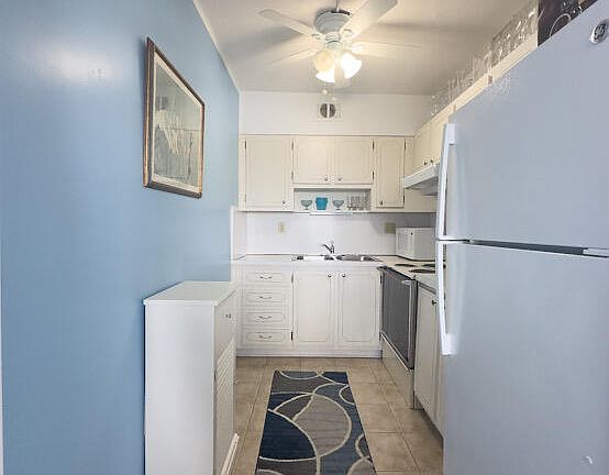5th image of 2381 Sunset Avenue #414