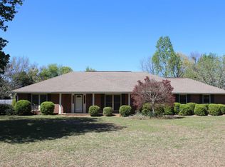 116 Pine Bluff Dr, Warner Robins, GA 31088