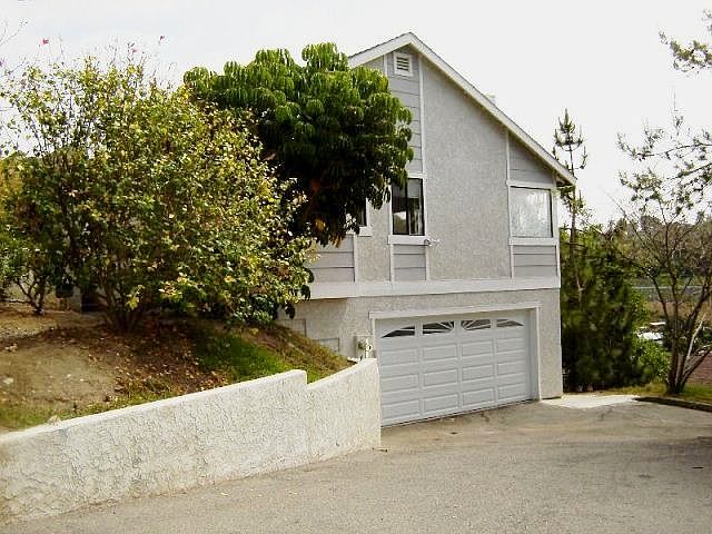 1st image of 1045 Alta Calle