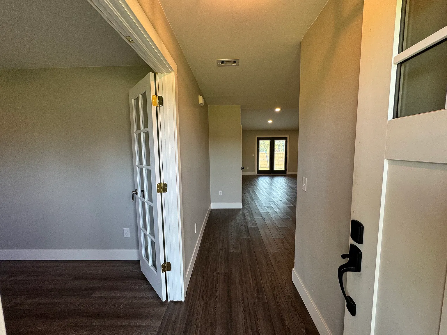 3 bed, 1753 sqft, $2,150 — Photo 4