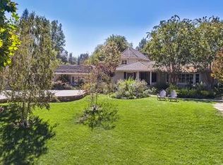 19400 Olivos Dr, Tarzana, CA 91356