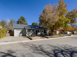 3830 Ridgeway Dr, Los Alamos, NM 87544