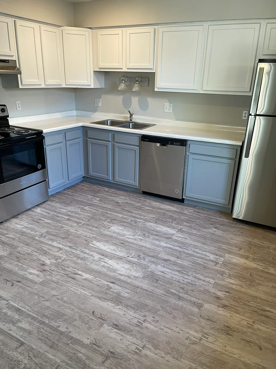 Building Photo - 439 S Johnson St #2
