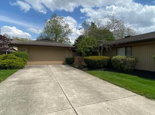 1424 Woodridge Rd, Marion, OH 43302