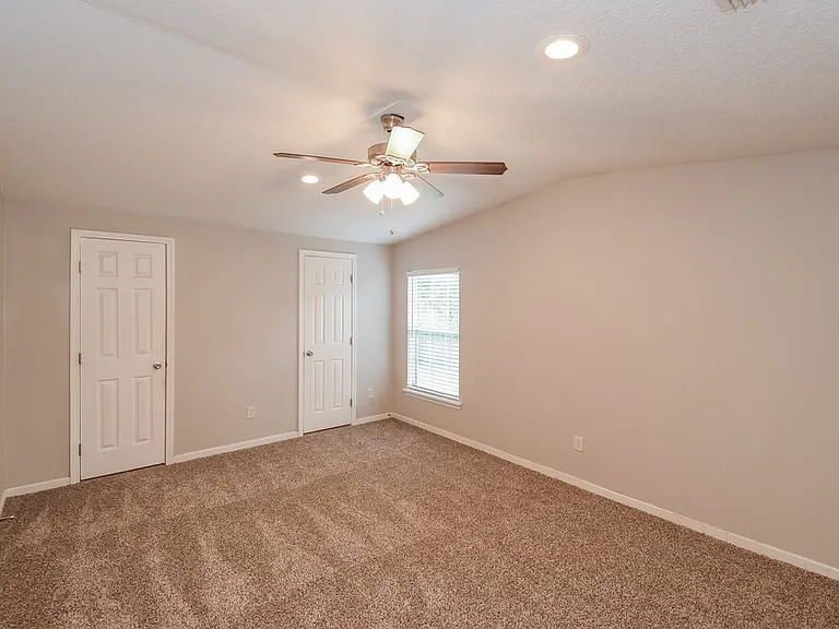 8109 Grampell Dr — Photo 8