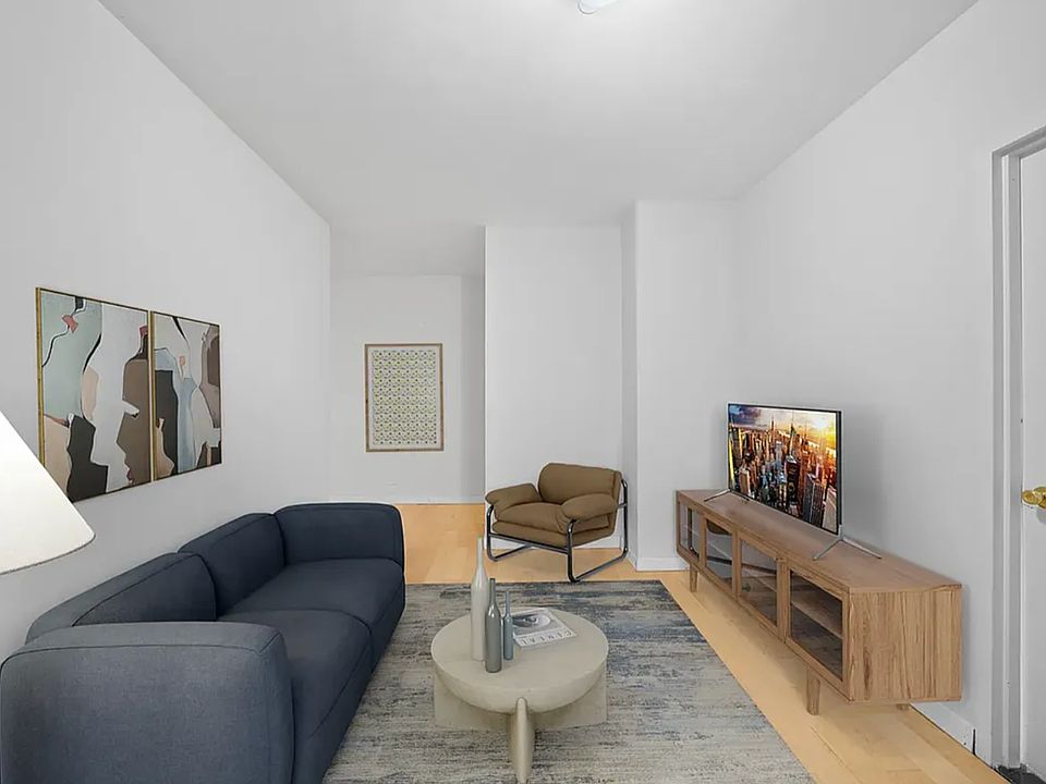 1st image of 90 Washington St APT 15N
