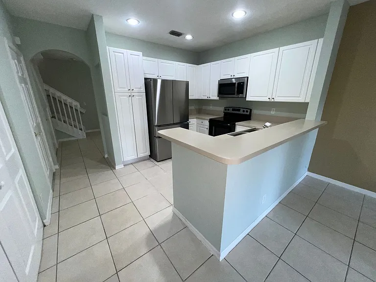 3361 NW 29th Ct — Photo 5