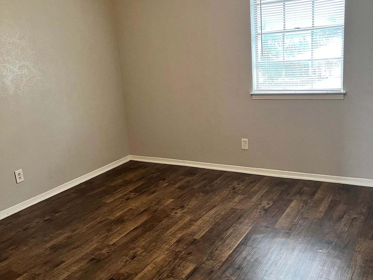 1 bed, 700 sqft, $1,395 — Photo 3