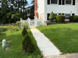 4128 Granby Rd, Woodbridge, VA 22193