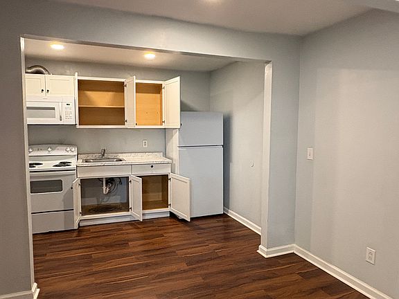 5th image of 64 Shady Ln #B