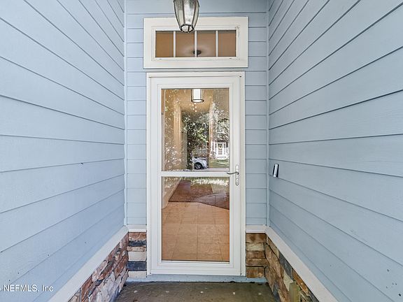 4th image of 12447 BLACKWATER Court