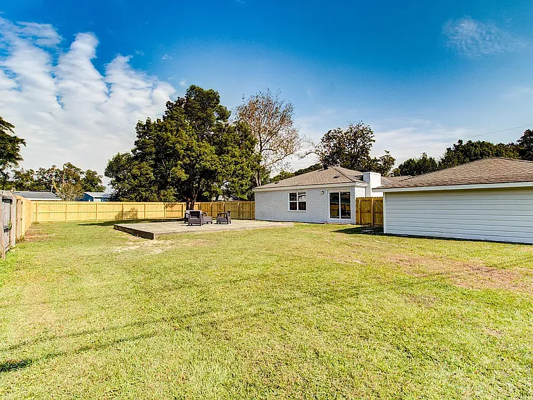 2703 Bullis Ave — Photo 24