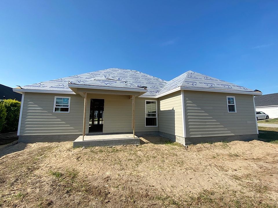 2nd image of 4324 Wisteria Ln