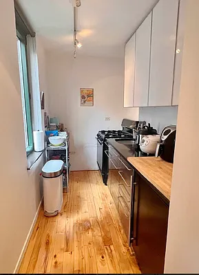 Rented by Tabak Real Estate | media 5
