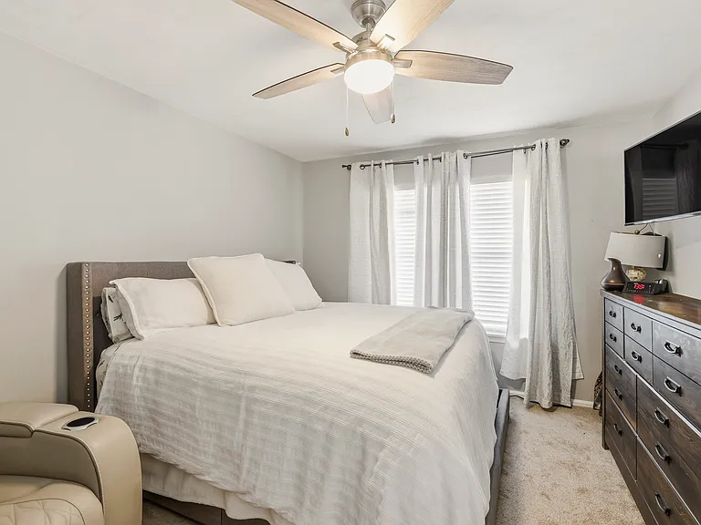 3235 Mound Dr — Photo 10