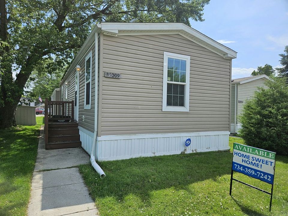 1st image of 26009 1st St #5-RA005