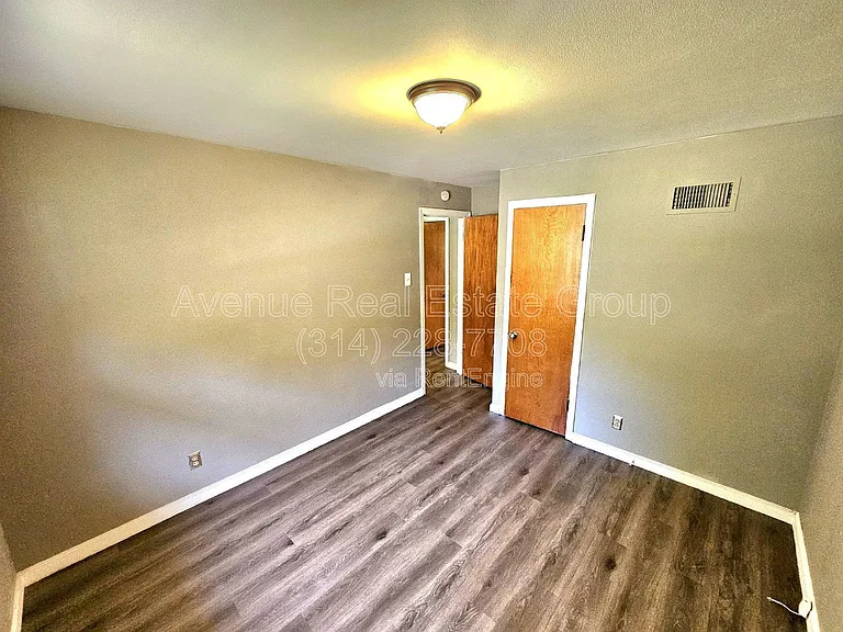 1130 Forest Home Dr — Photo 6