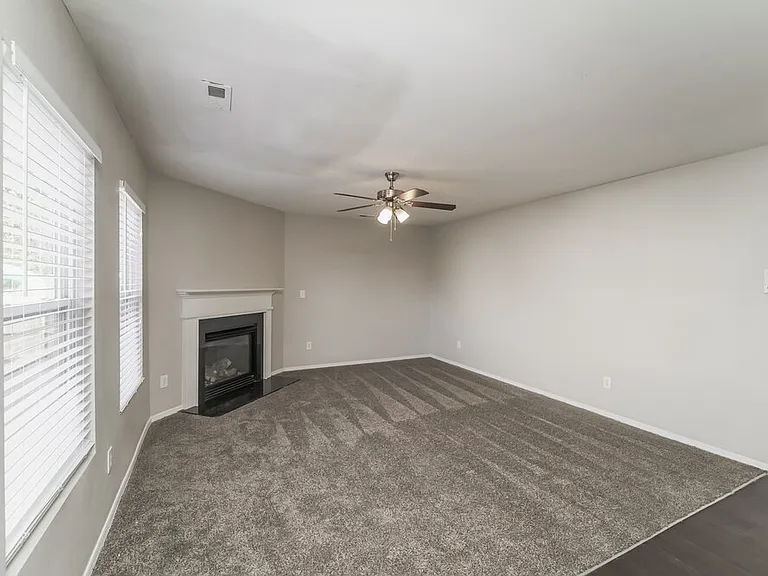 4405 Larkhaven Village Dr — Photo 6