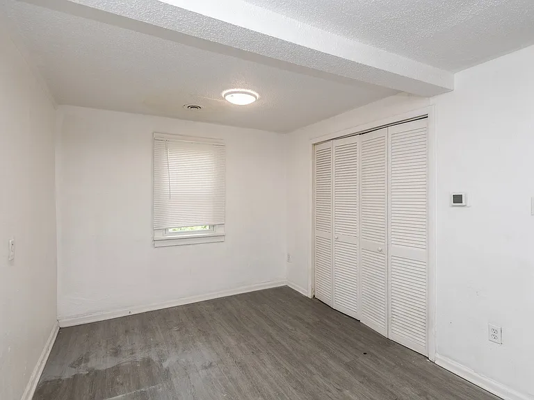 10019 Northgate Dr — Photo 13