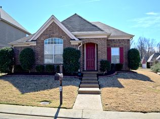 7401 Appling Rain Dr, Cordova, TN 38016