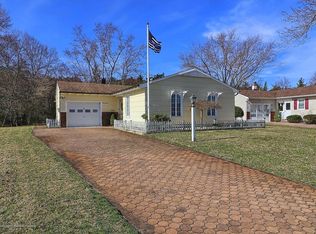 37 Edinburgh Dr, Toms River, NJ