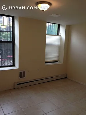 Rented by Compass | media 14