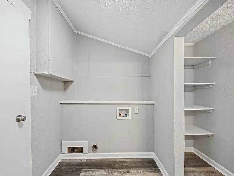 1601 Camden Rd — Photo 20