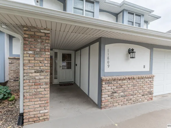 11809 Quail Dr, Bellevue, NE 68123