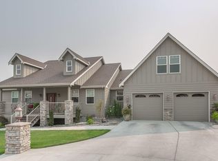 401 Lars Ln, Wenatchee, WA 98801