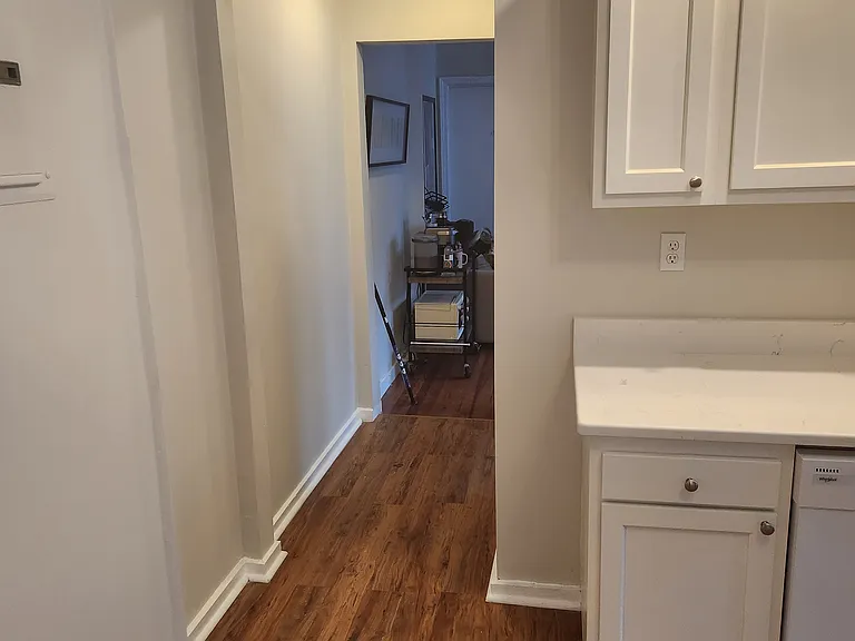 220 Hanover St #28 — Photo 27
