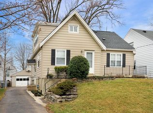 8455 Pine Rd, Cincinnati, OH 45236