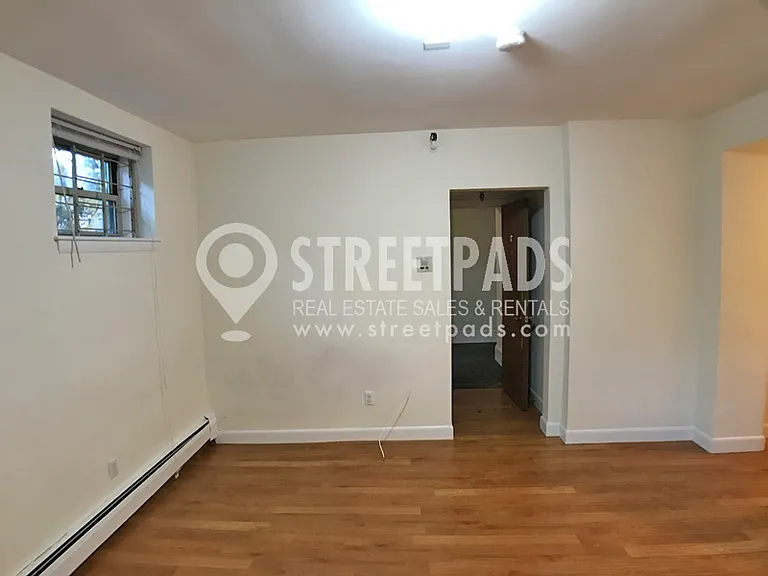 45 Chester St #B2 — Photo 3