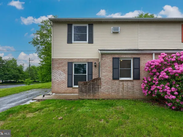 578 Creekside Ln, Mount Joy, PA 17552