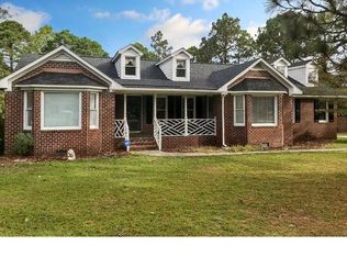 854 Foxcroft Dr, Fayetteville, NC 28311