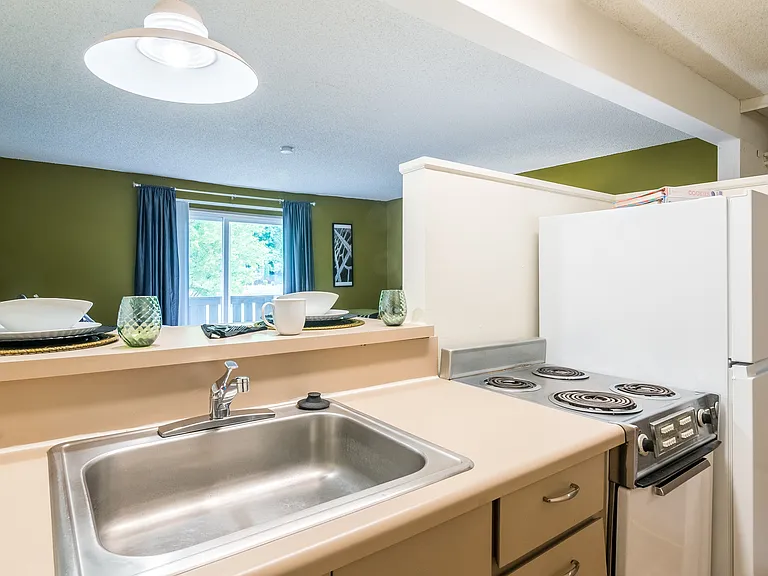 6565 W Foxridge Dr — Photo 27