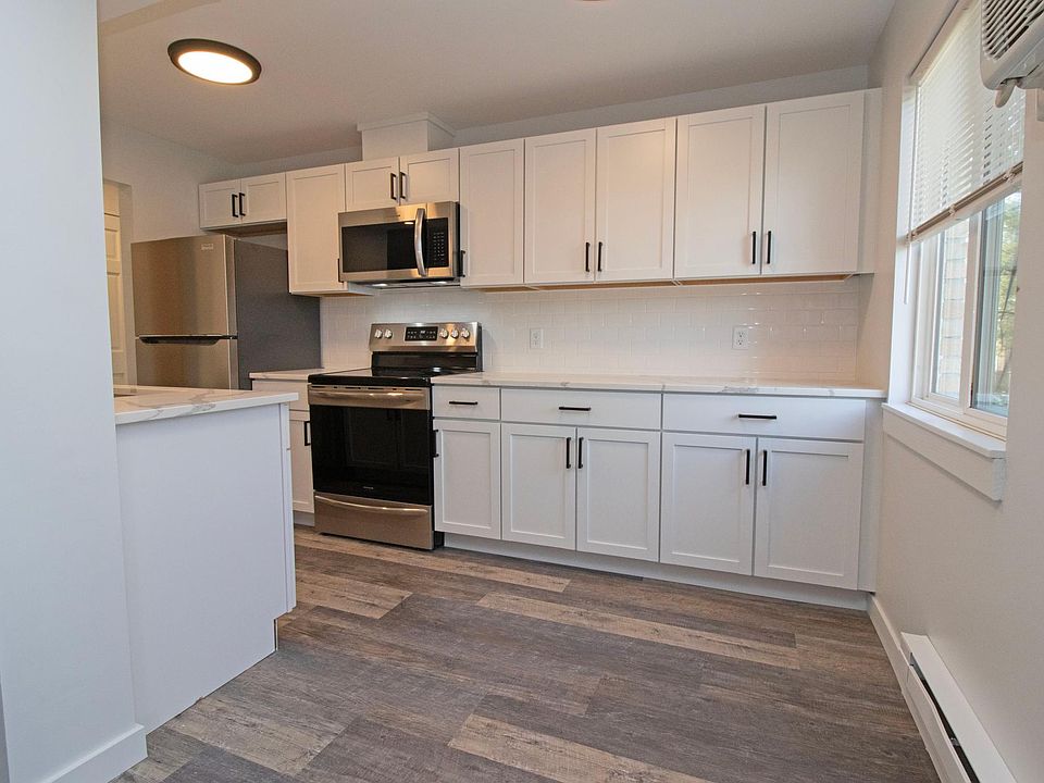 1st image of 9840 Nicollet Ave S APT 6