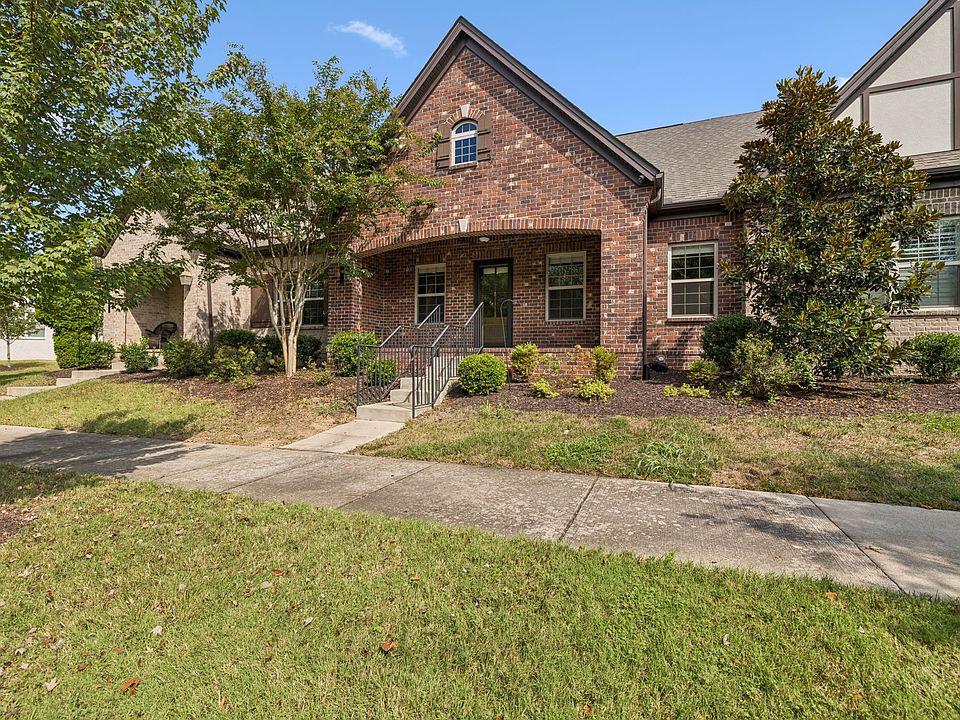 1st image of 3005 Moultrie Cir