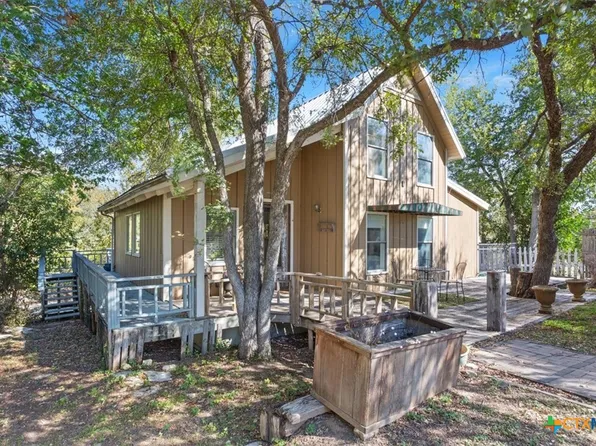20 Rock Creek Dr, Salado, TX 76571