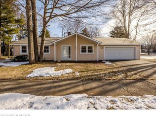 108 Briarwood Rd, South Portland, ME 04106