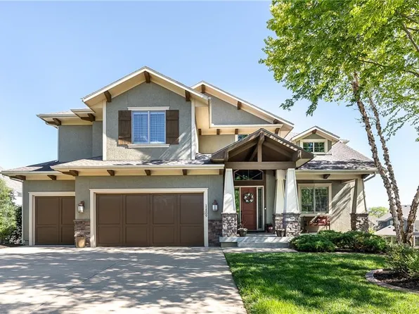 11509 W 166th St, Overland Park, KS 66221