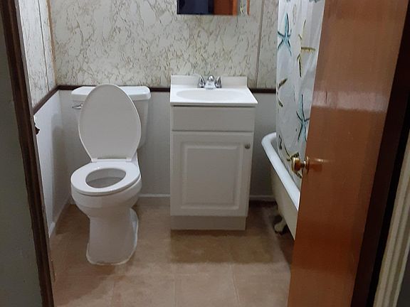 5th image of 1 Forest Hills Dr #1