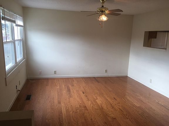 2nd image of 408 University Pkwy