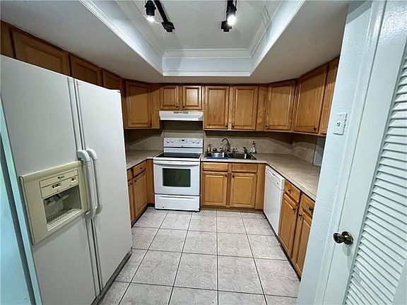 4th image of 8417 NW 23rd Mnr #W