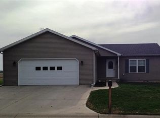 645 Man Chester Dr, Rochester, IN 46975