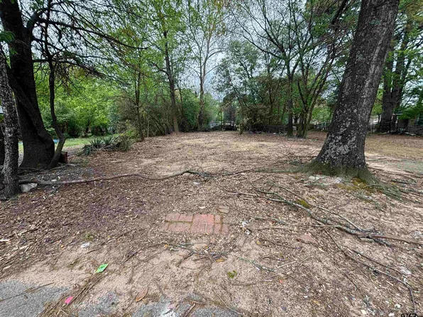 604 Idylwood Dr, Longview, TX 75602